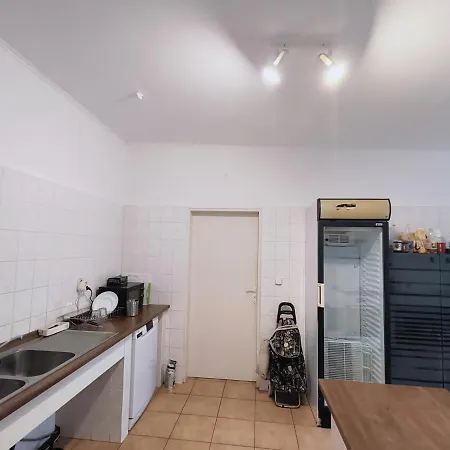 Cozy With Garden In Penzion Bratislava