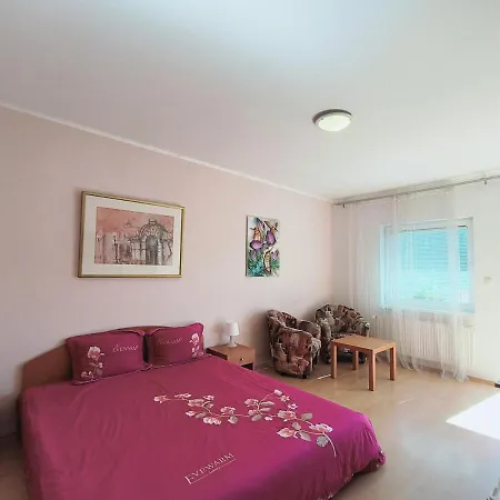 Cozy With Garden In Bratislava